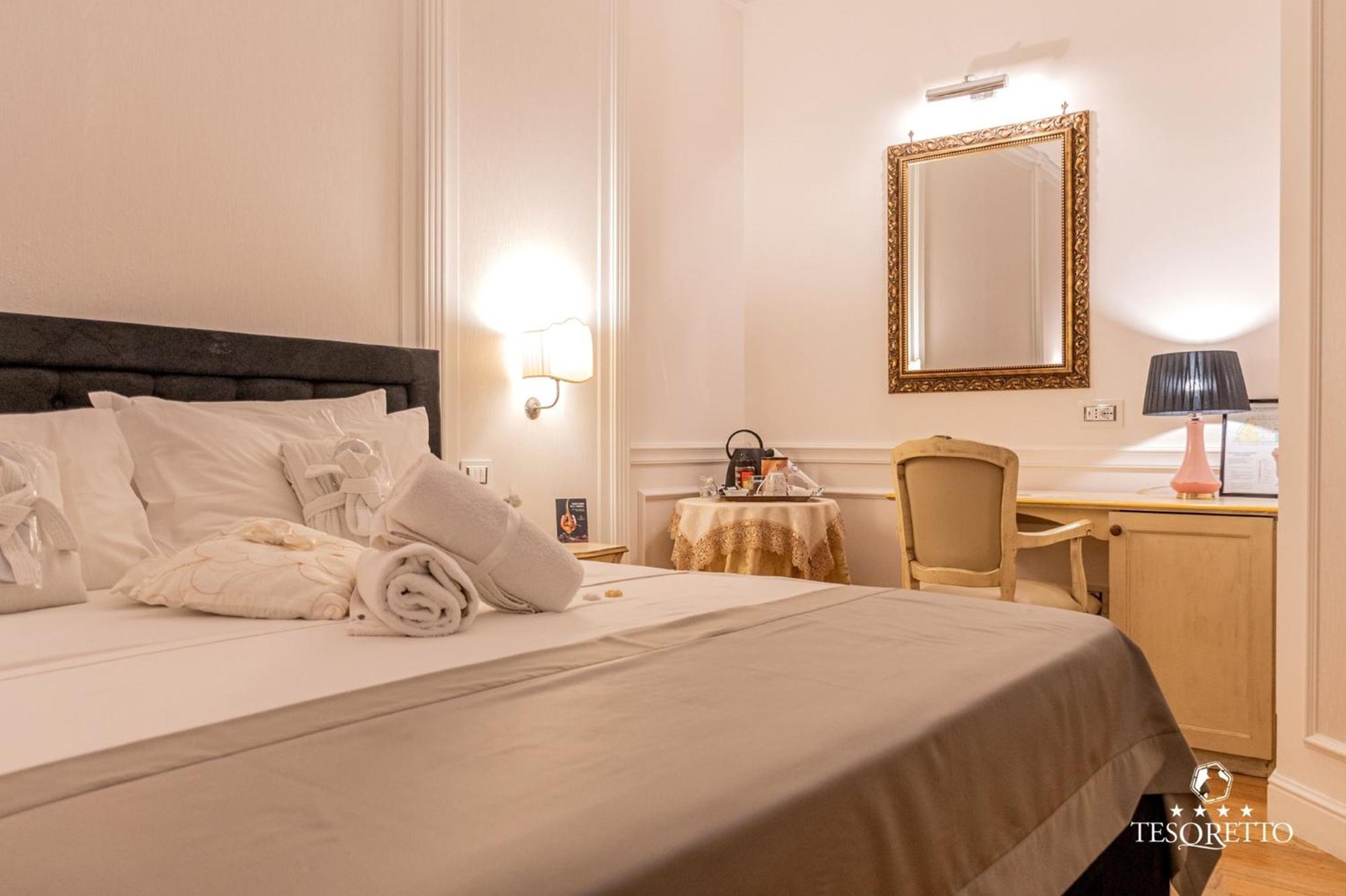 Tesoretto Hotel Поджардо Экстерьер фото