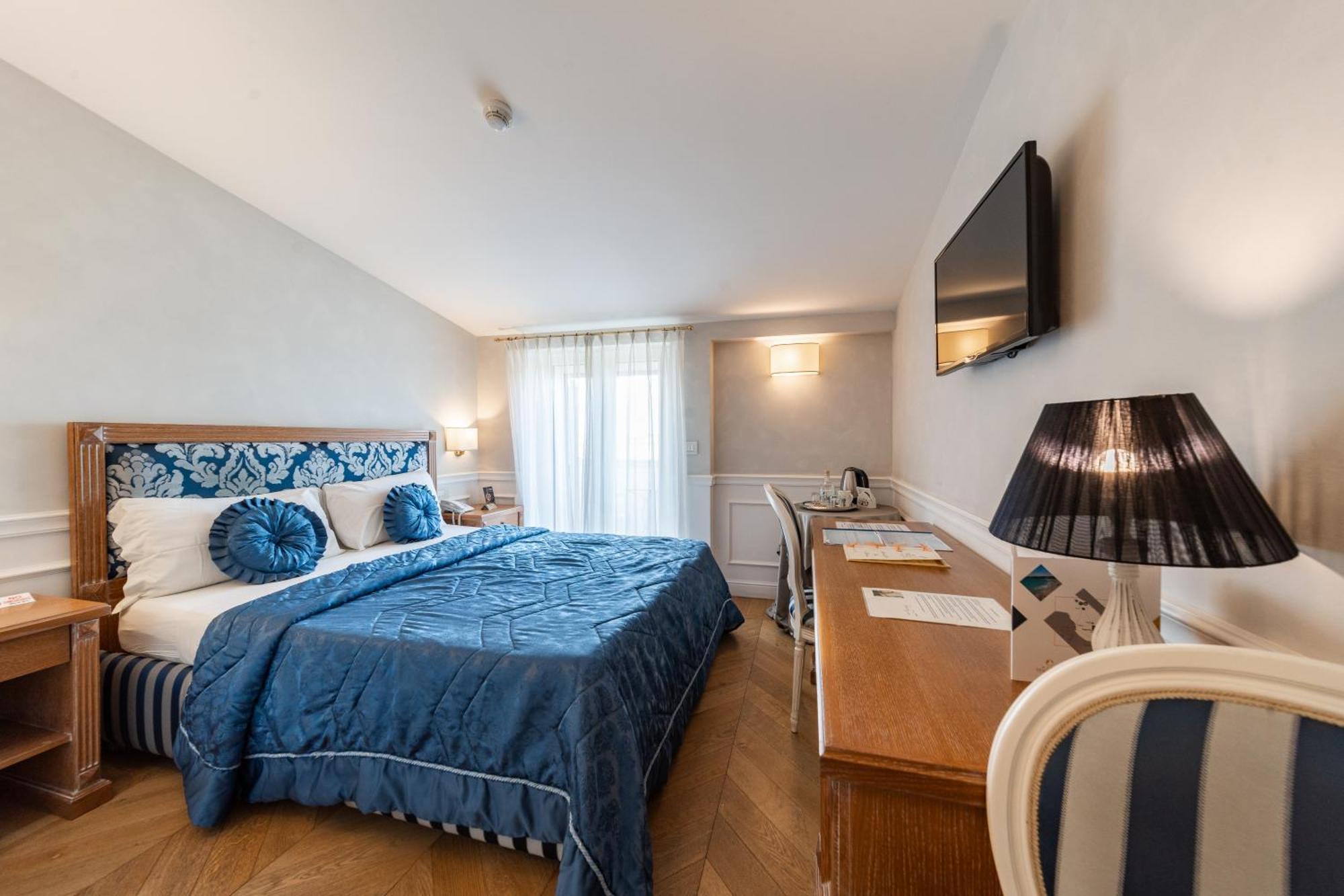 Tesoretto Hotel Поджардо Экстерьер фото